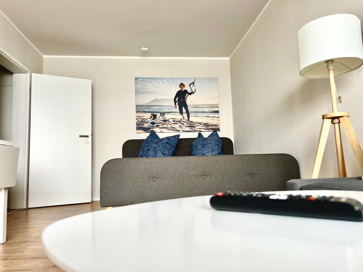 Weitblick Apartment Direkt Am Park Mit Kostenlosem Parkplatz Bremerhaven Exterior photo